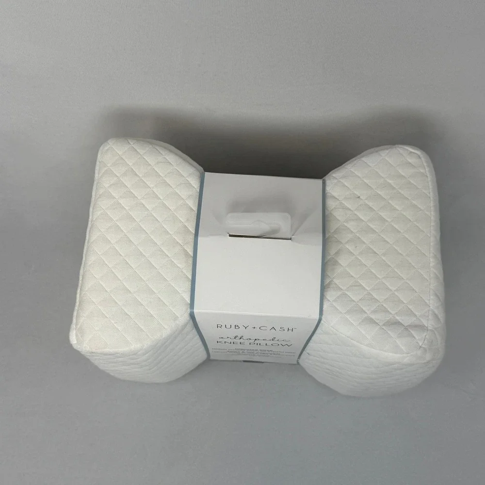 Ruby + Cash Orthopedic Knee Pillow Memory Foam White Quilted New